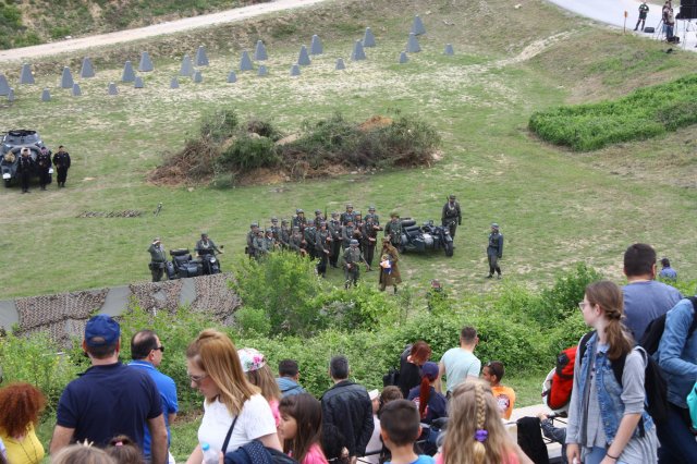 ΕΠΙΣΚΕΨΗ ΣΤΟ ΡΟΥΠΕΛ